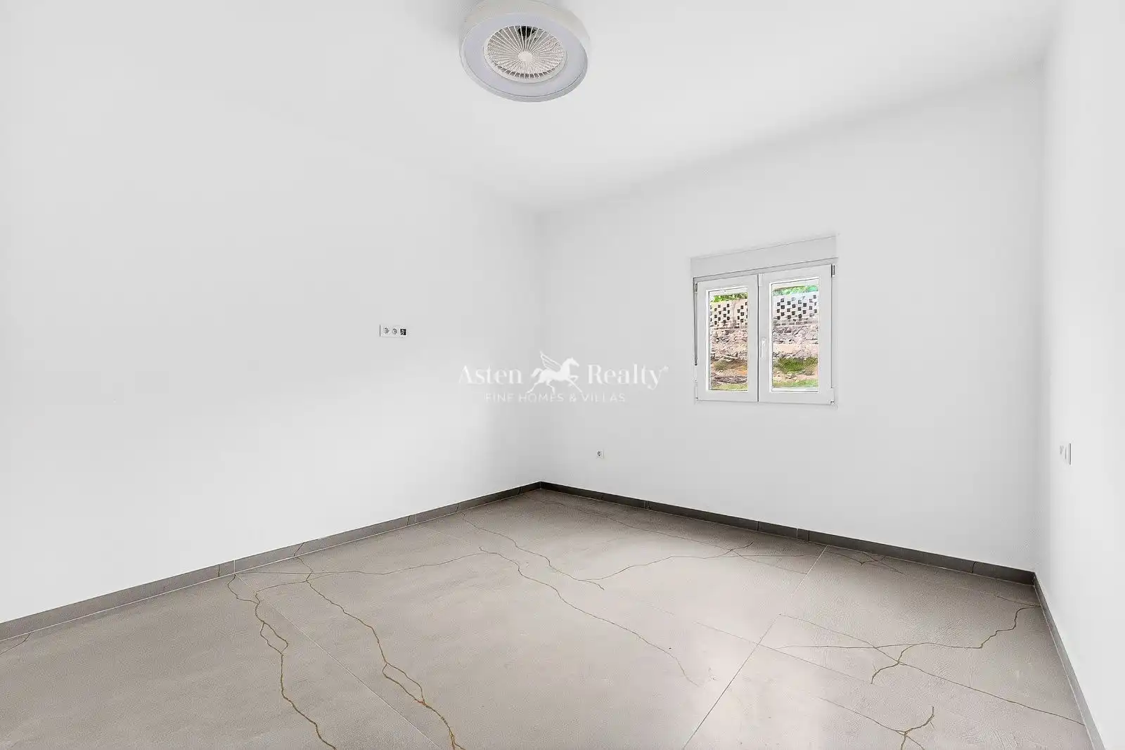 Apartament en venda en Adeje amb Terrassa, Piscina i Piscina comunitària