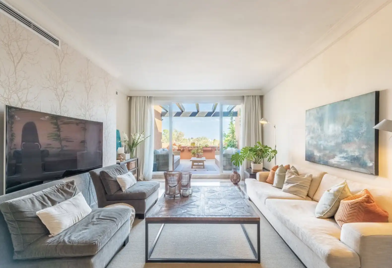 Penthouse with pool for sale in Nueva Andalucía, imagen 3