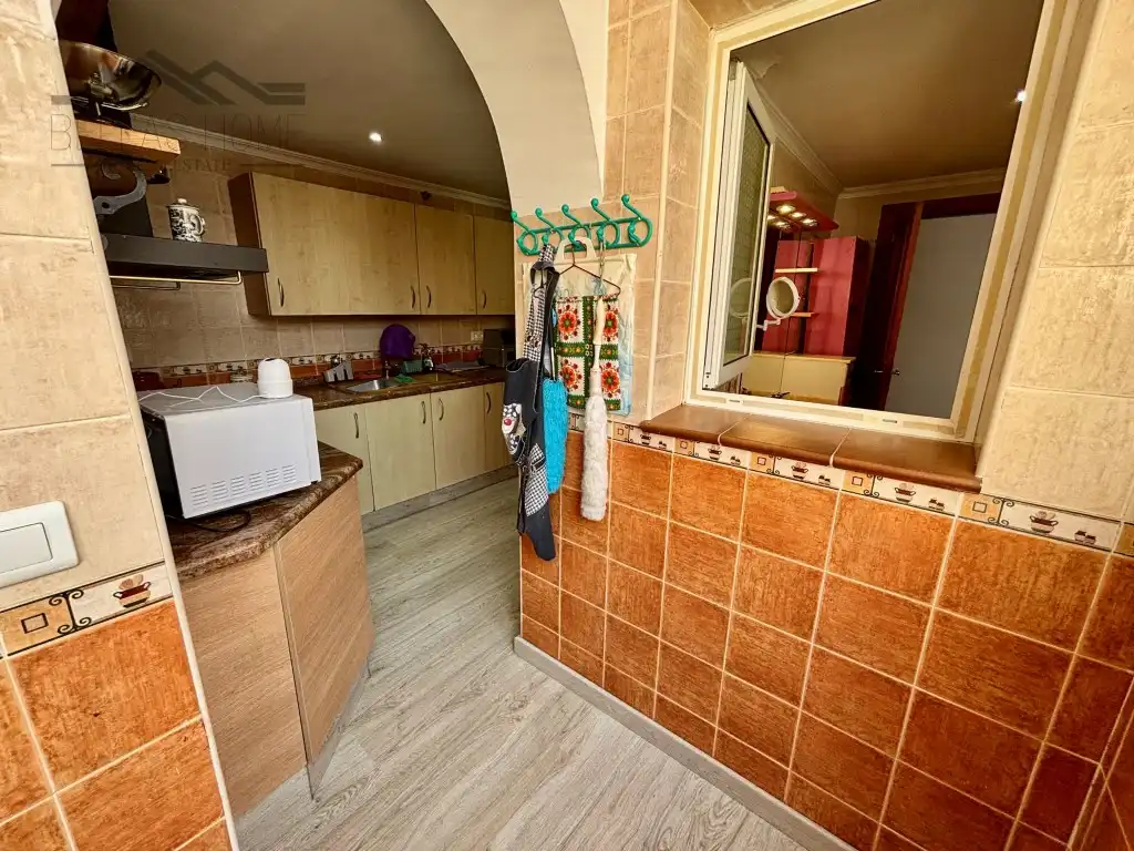 Cocina de Piso de alquiler en Estepona con Aire acondicionado, Terraza y Amueblado