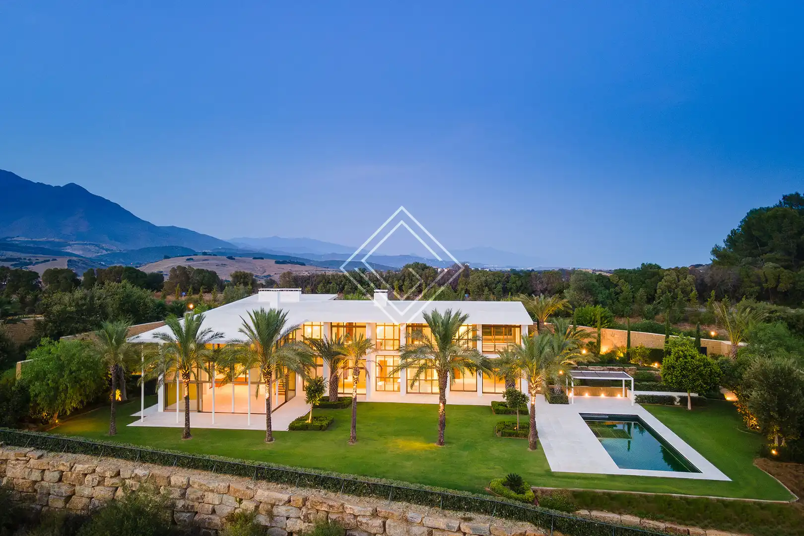 Casa con piscina in vendita a Casares pueblo