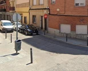 Vista exterior de Pis en venda en Mataró amb Jardí privat, Terrassa i Balcó