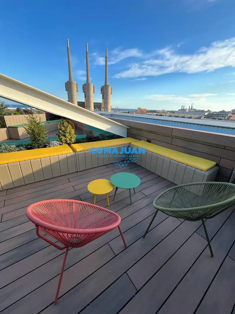 Terrasse von Büro zur Miete in Badalona mit Klimaanlage