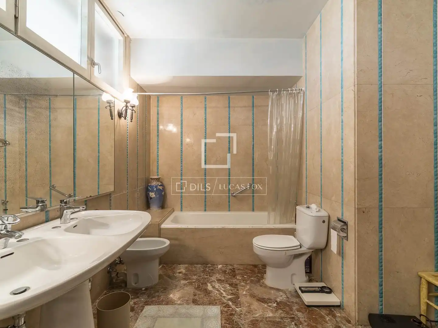 Baño de Casa o chalet en venta en Barcelona con Calefacción, Jardín privado y Trastero