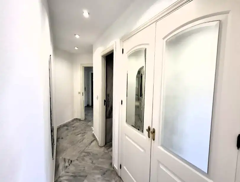Flat for sale in Marbella  with Air Conditioner, Private garden and Terrace
