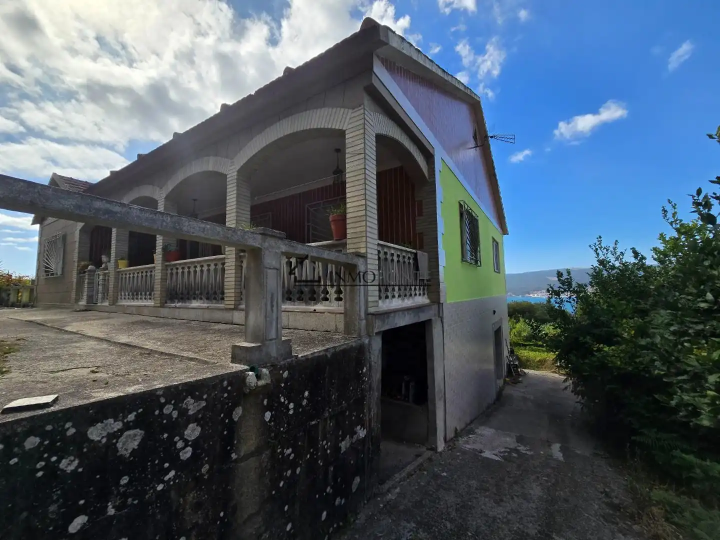 Vista exterior de Casa o xalet en venda en Pontevedra Capital  amb Jardí privat