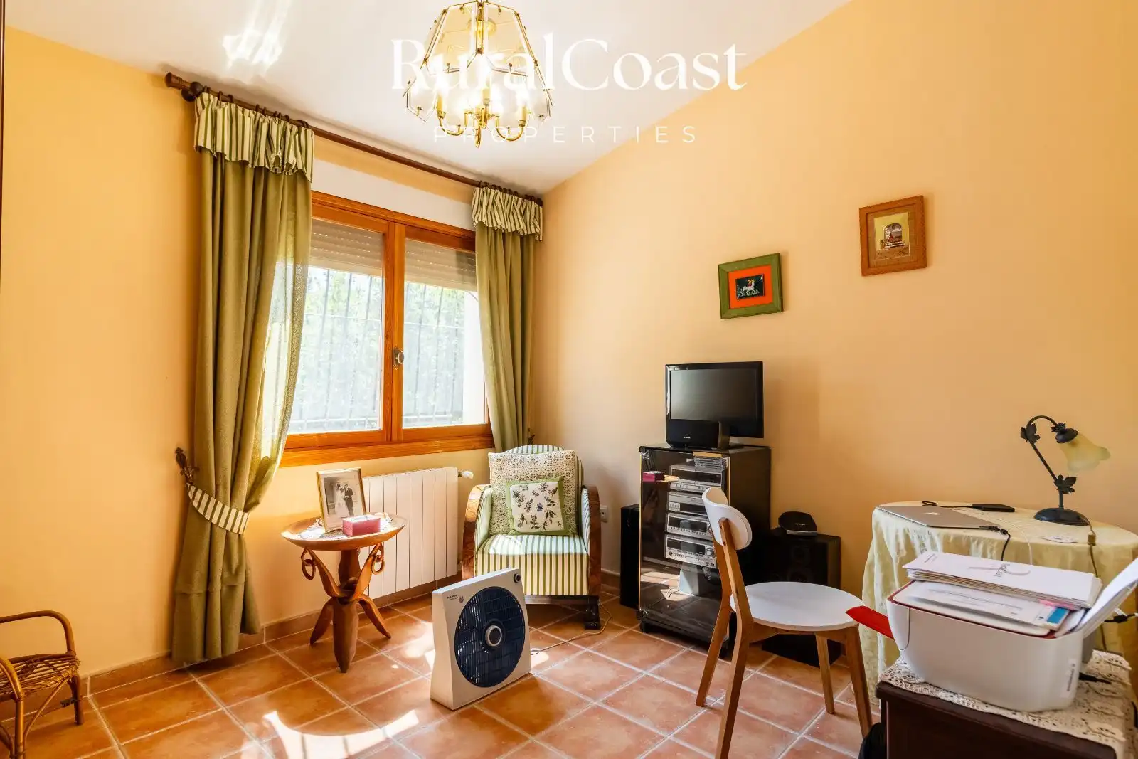 Sala de estar de Casa o chalet en venta en Tibi con Aire acondicionado, Calefacción y Jardín privado