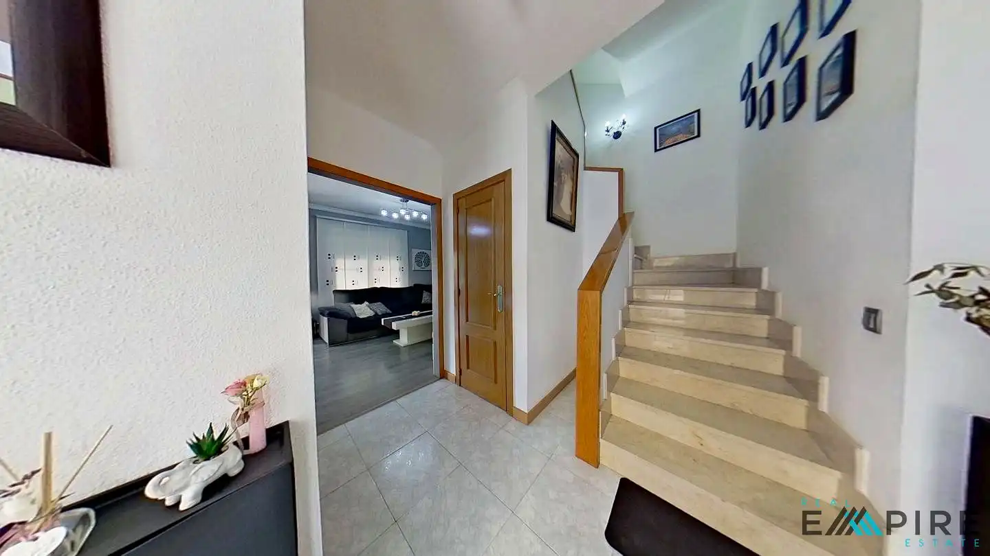 Semi-detached house with pool for sale in Ugena, imagen 27