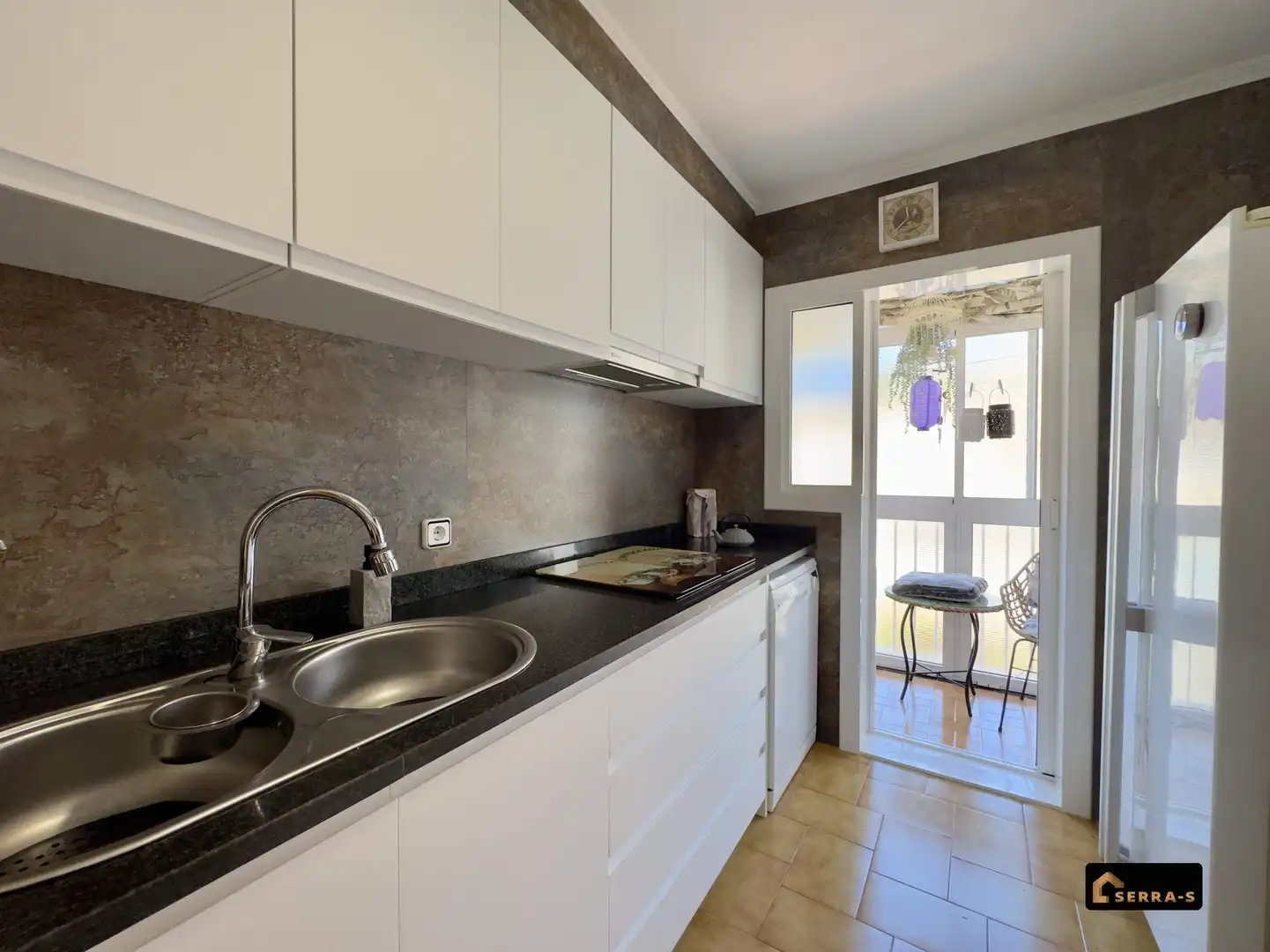 Küche von Wohnung zum Verkauf in Malgrat de Mar mit Klimaanlage und Balkon