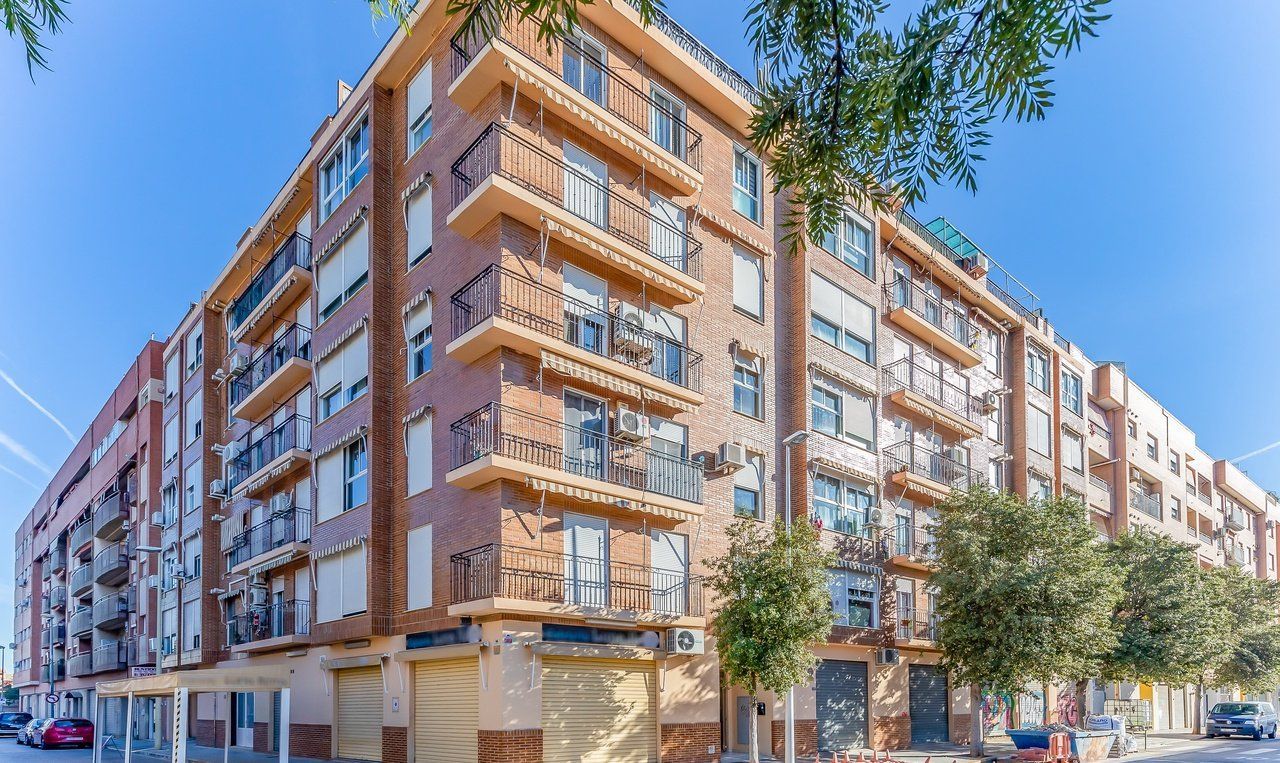 Exterior view of Flat for sale in Foios  with Alarm