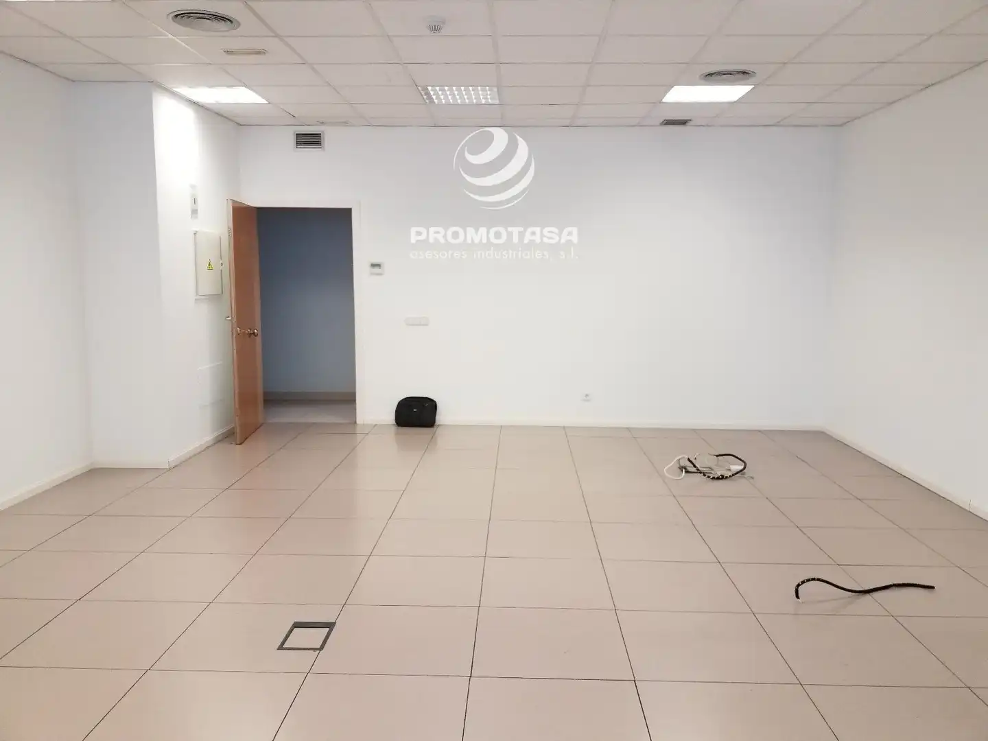 Büro zur Miete in Rivas-Vaciamadrid mit Klimaanlage, Heizung und Internet