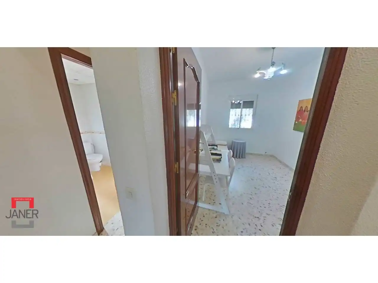 Dormitori de Casa o xalet en venda en Tomares amb Aire condicionat, Jardí privat i Terrassa