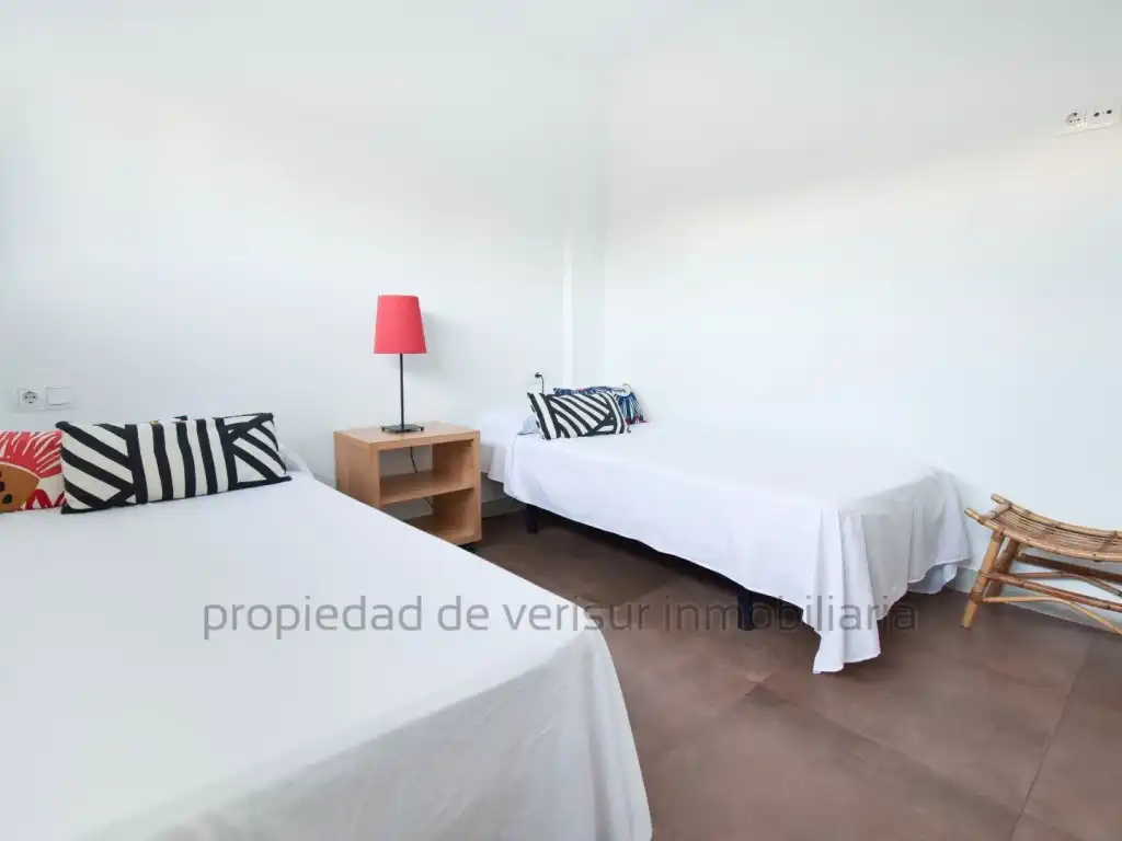 Dormitori de Apartament de lloguer en Águilas amb Aire condicionat