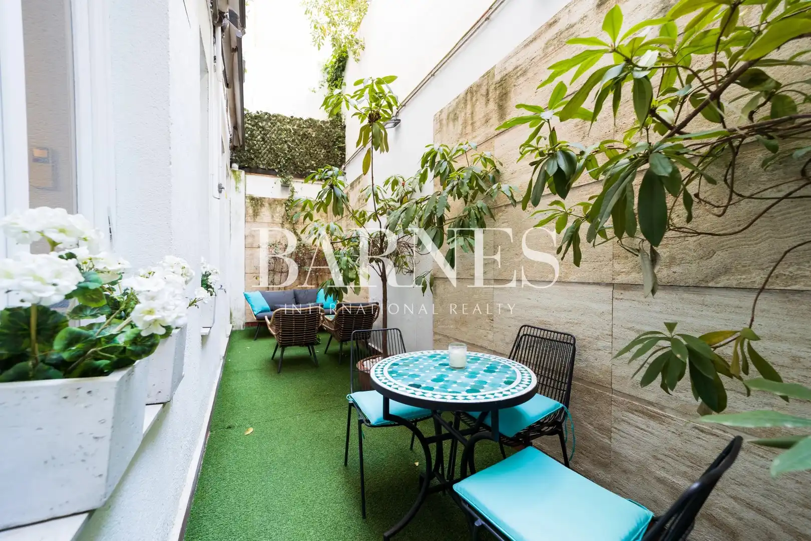 Jardí de Dúplex de lloguer en Madrid amb Aire condicionat, Calefacció i Terrassa