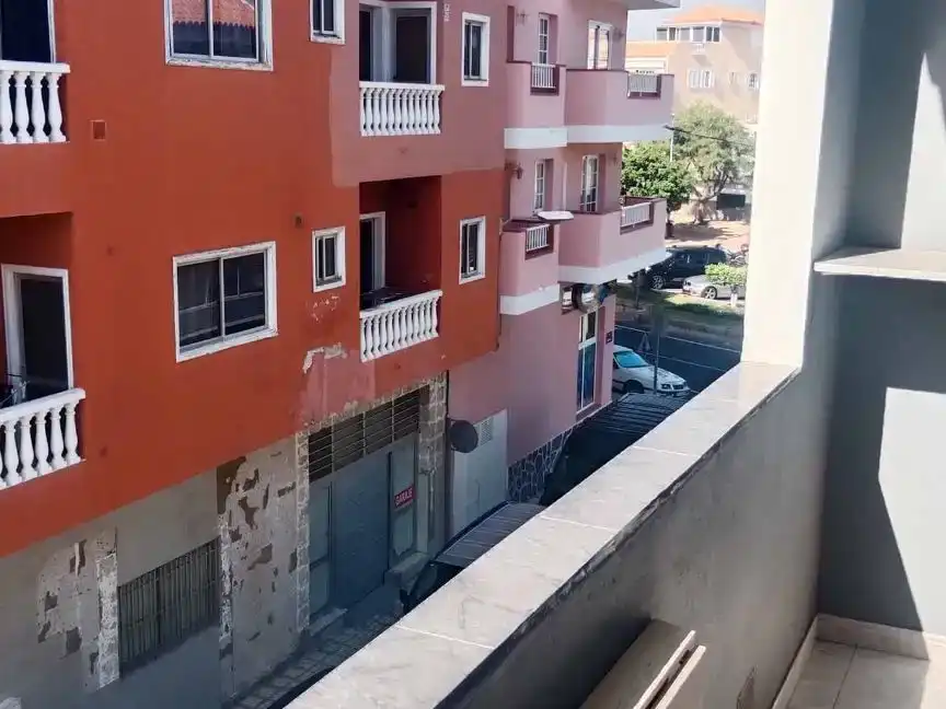 Außenansicht von Wohnung zur Miete in Arona mit Möbliert und Balkon