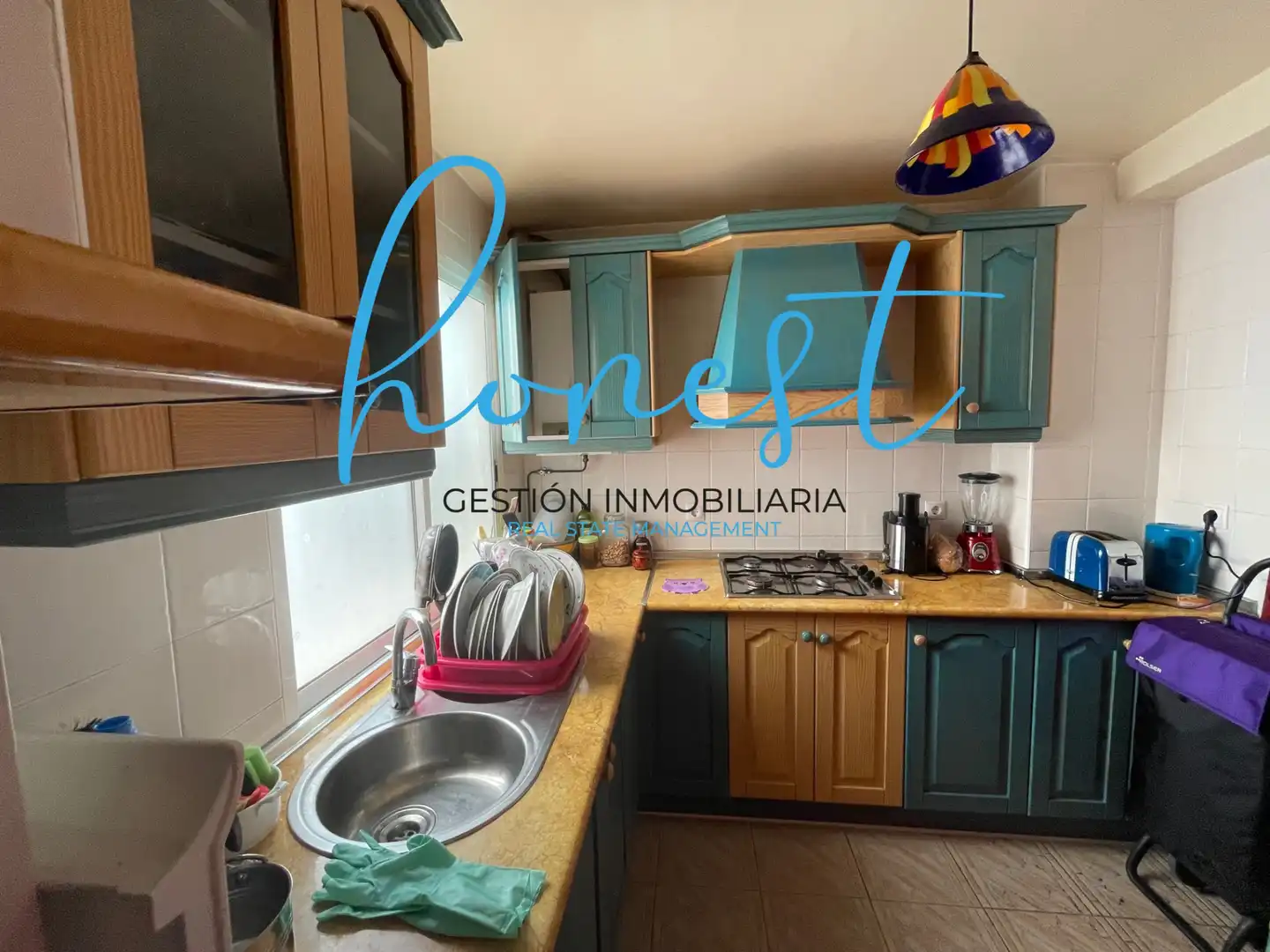 Cuina de Casa adosada en venda en Torremolinos amb Aire condicionat, Terrassa i Moblat