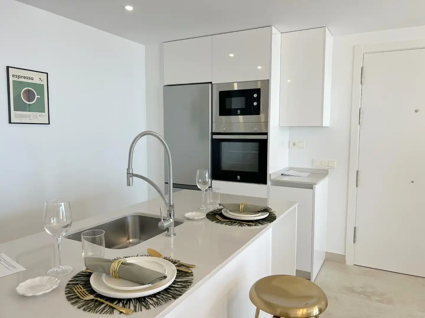 Cocina de Apartamento en venta en Águilas con Aire acondicionado, Terraza y Trastero