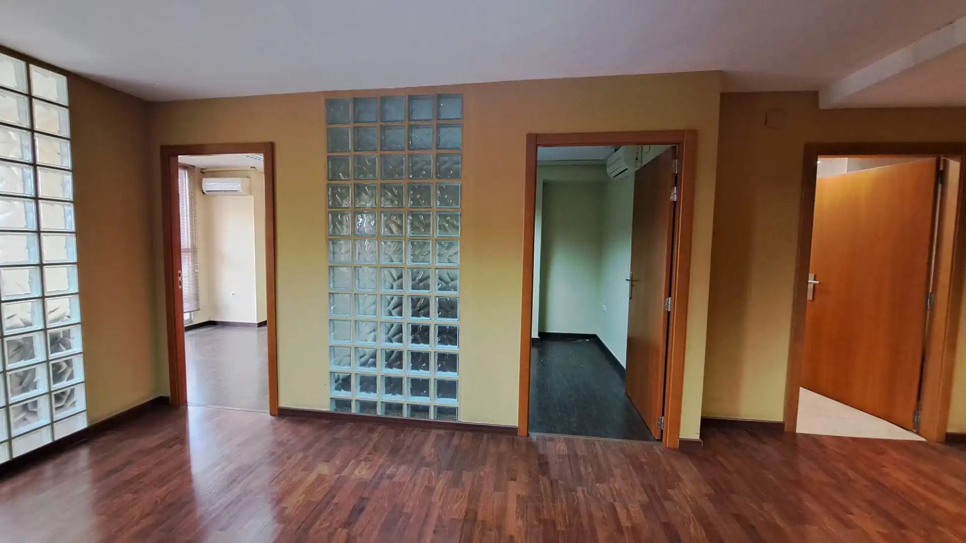 Büro mit Aufzug zur Miete in Carrer de les Garrigues, imagen 22