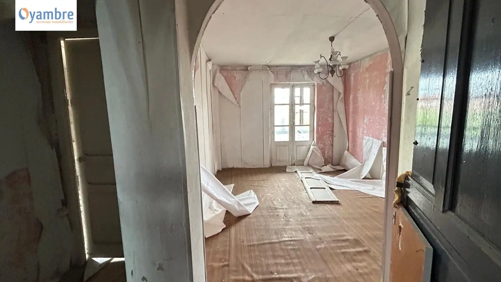 Piso en venta en Hazas de Cesto con Balcón