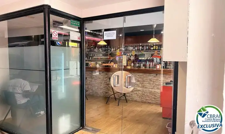 Oficina en venda en Torroella de Montgrí amb Calefacció i Moblat