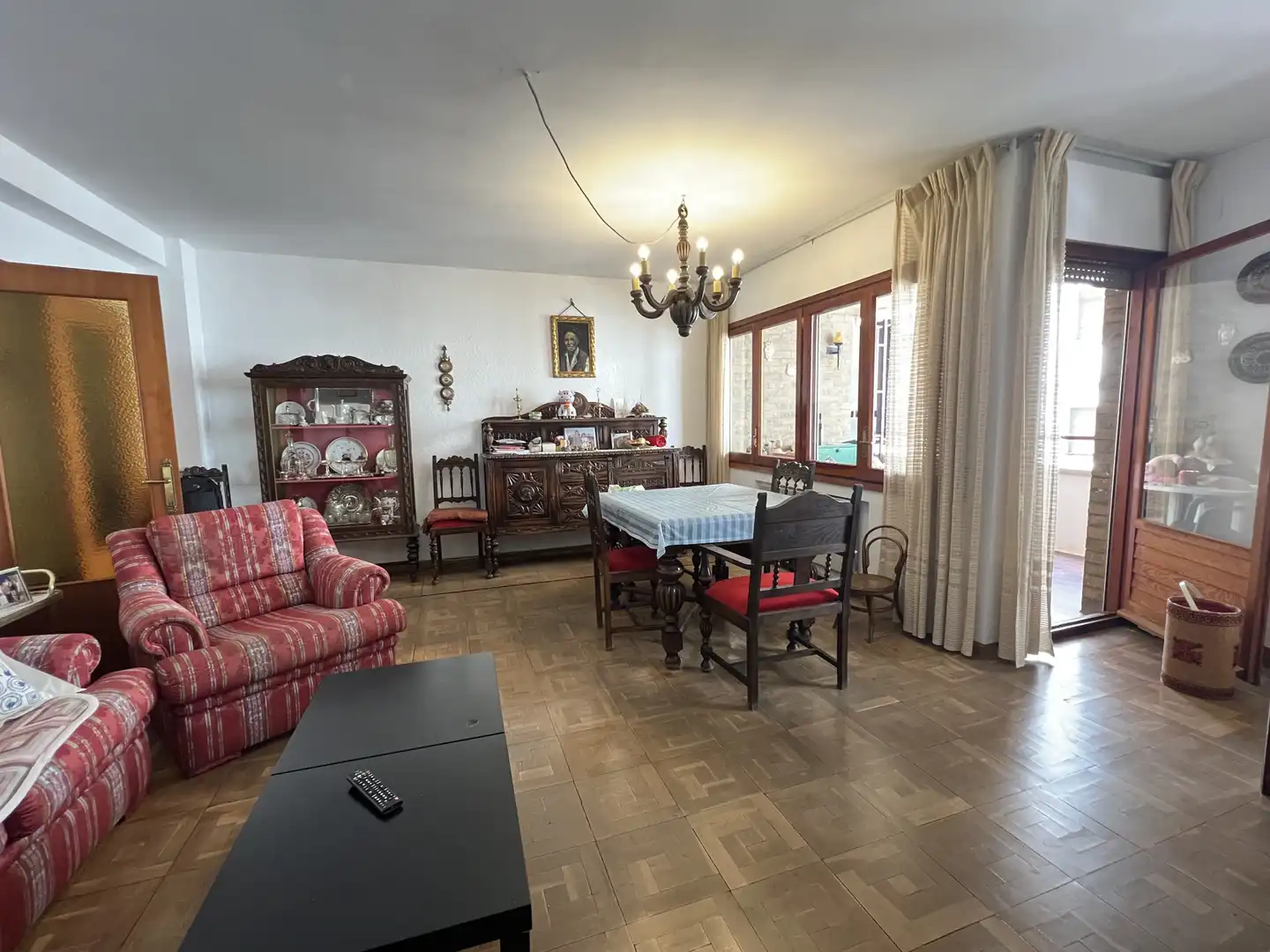 Wohnzimmer von Wohnung zum Verkauf in Jaca mit Abstellraum und Balkon