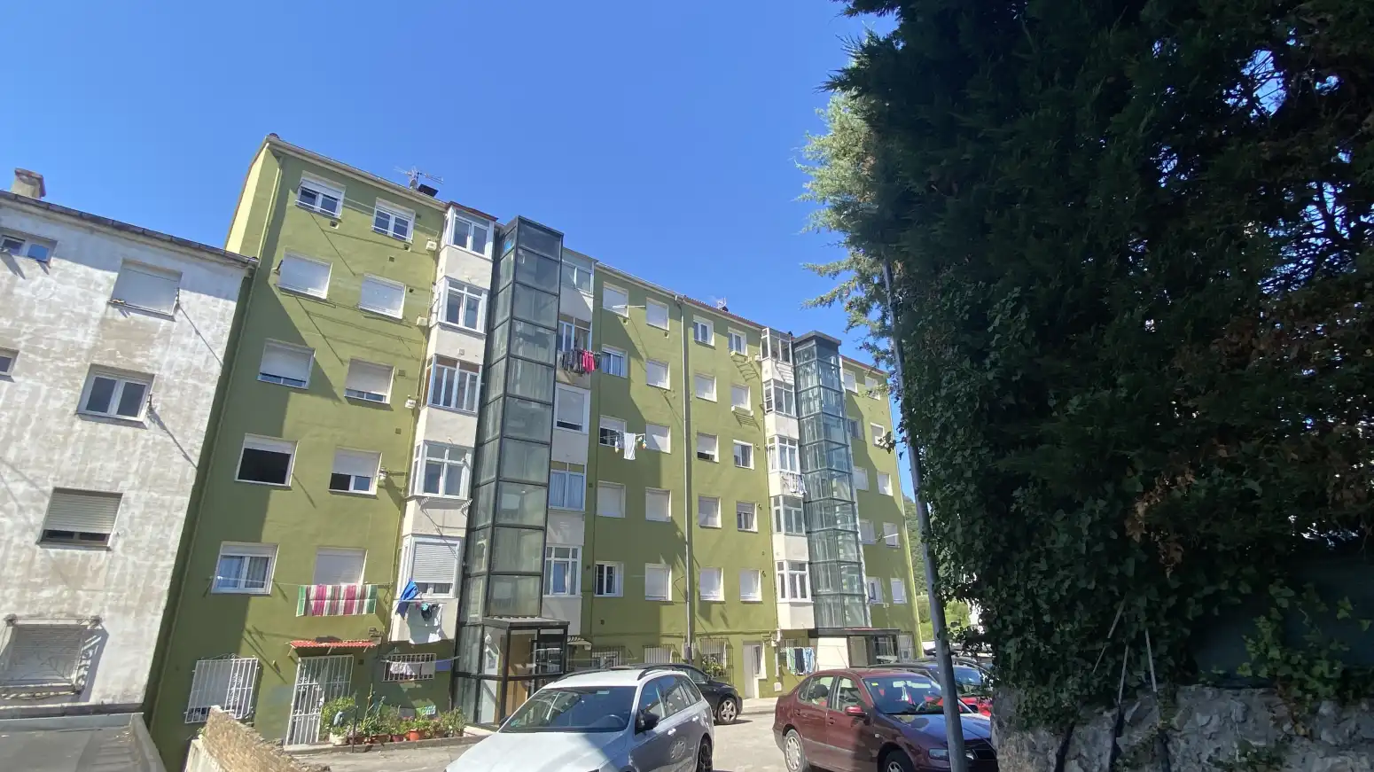 Außenansicht von Wohnung zum Verkauf in Medio Cudeyo mit Heizung, Parkett und Möbliert