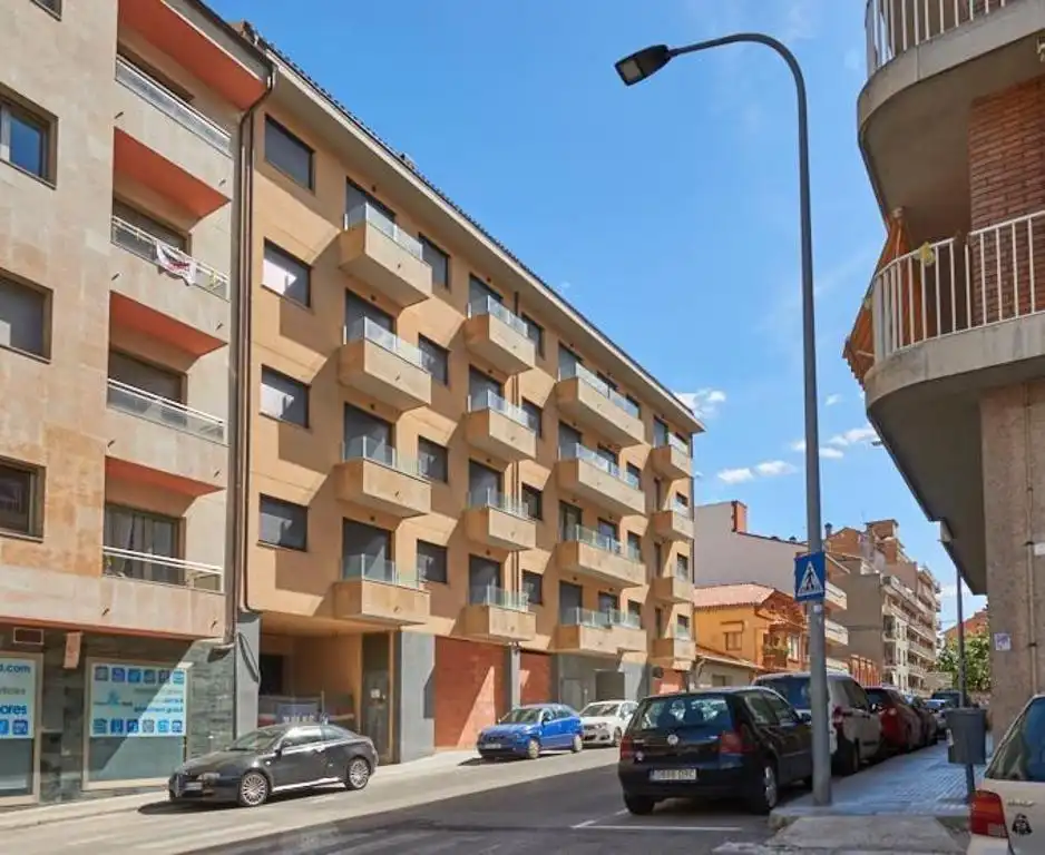 Gewerbefläche zum Verkauf in Berga, imagen 3