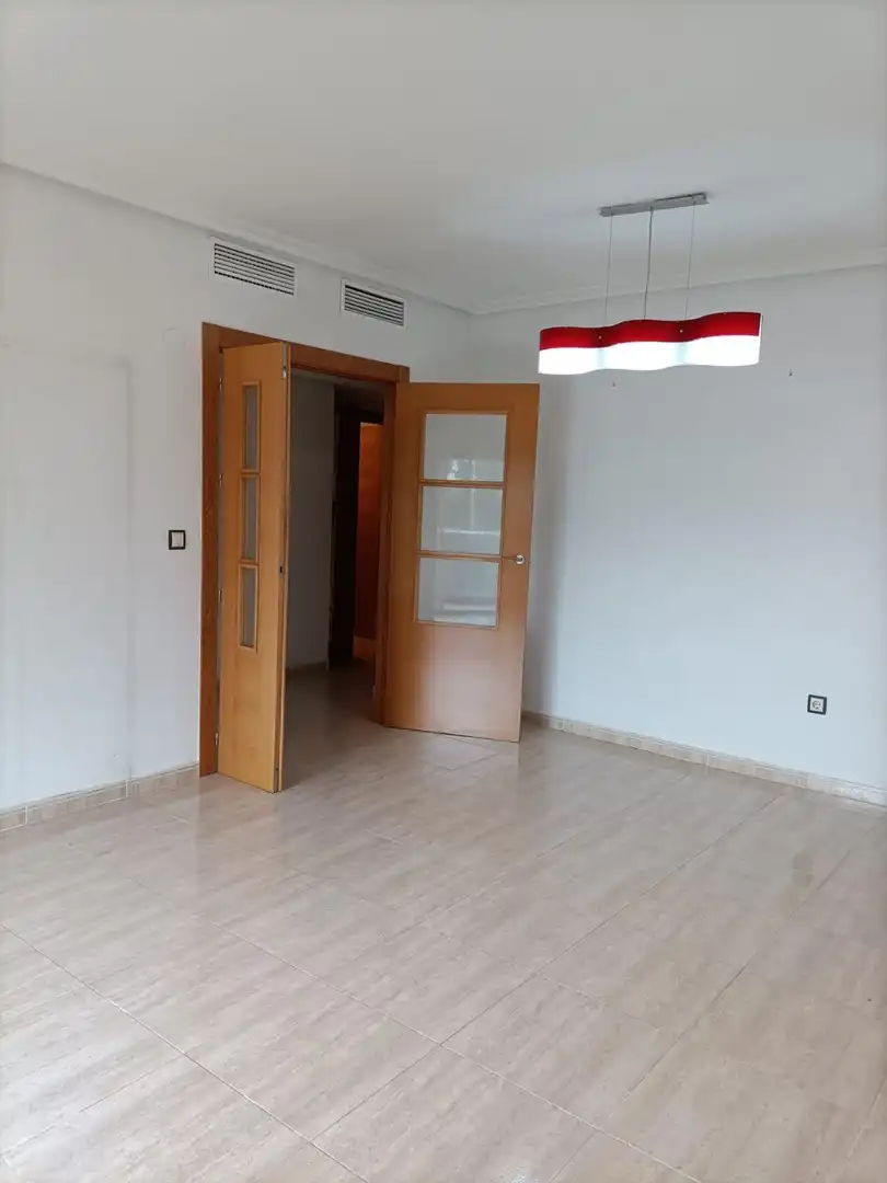 Apartamento de alquiler en Murcia con Aire acondicionado, Calefacción y Balcón