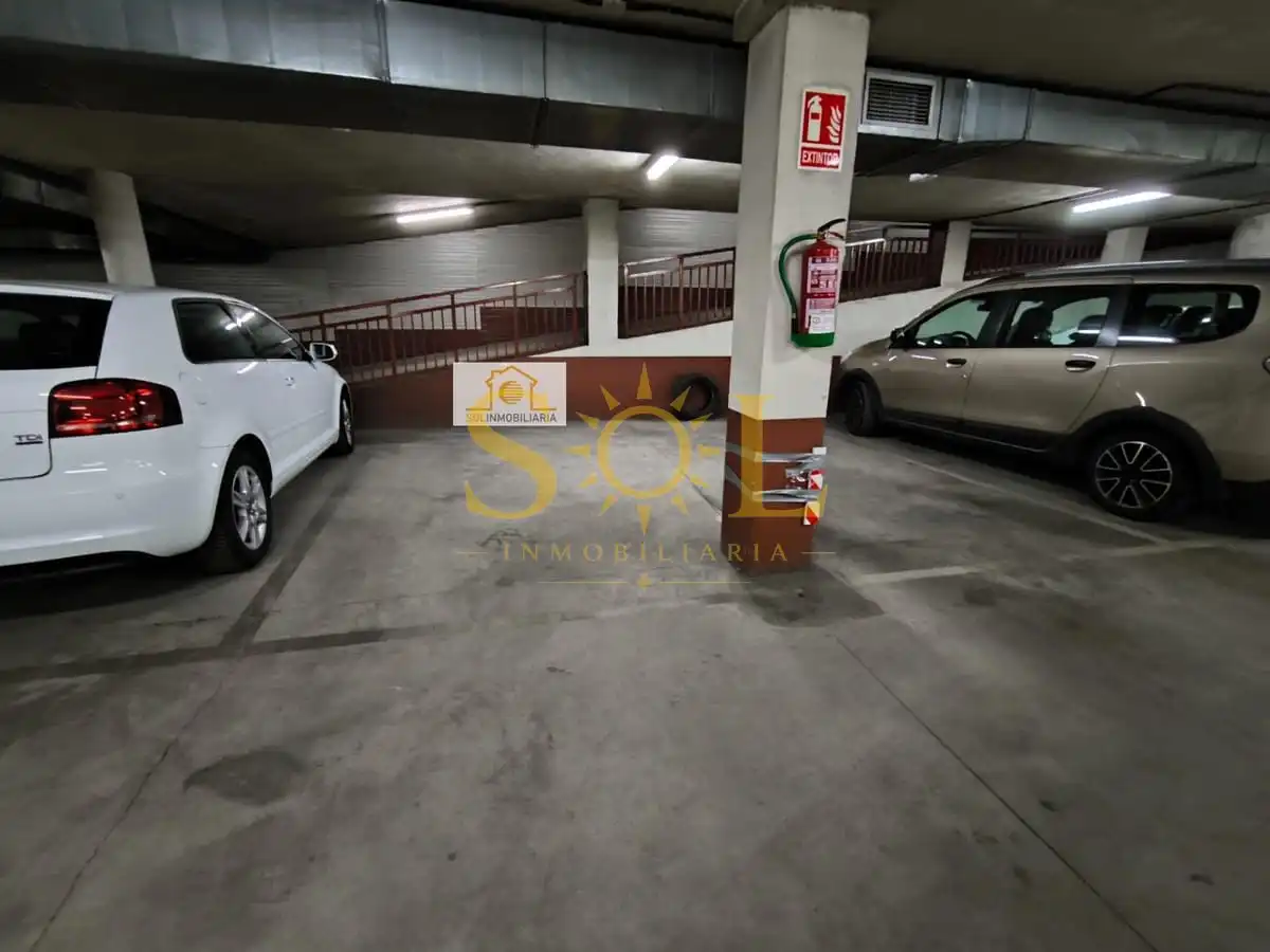 Individual de lloguer a Calle San Lorenzo 4, imagen 7