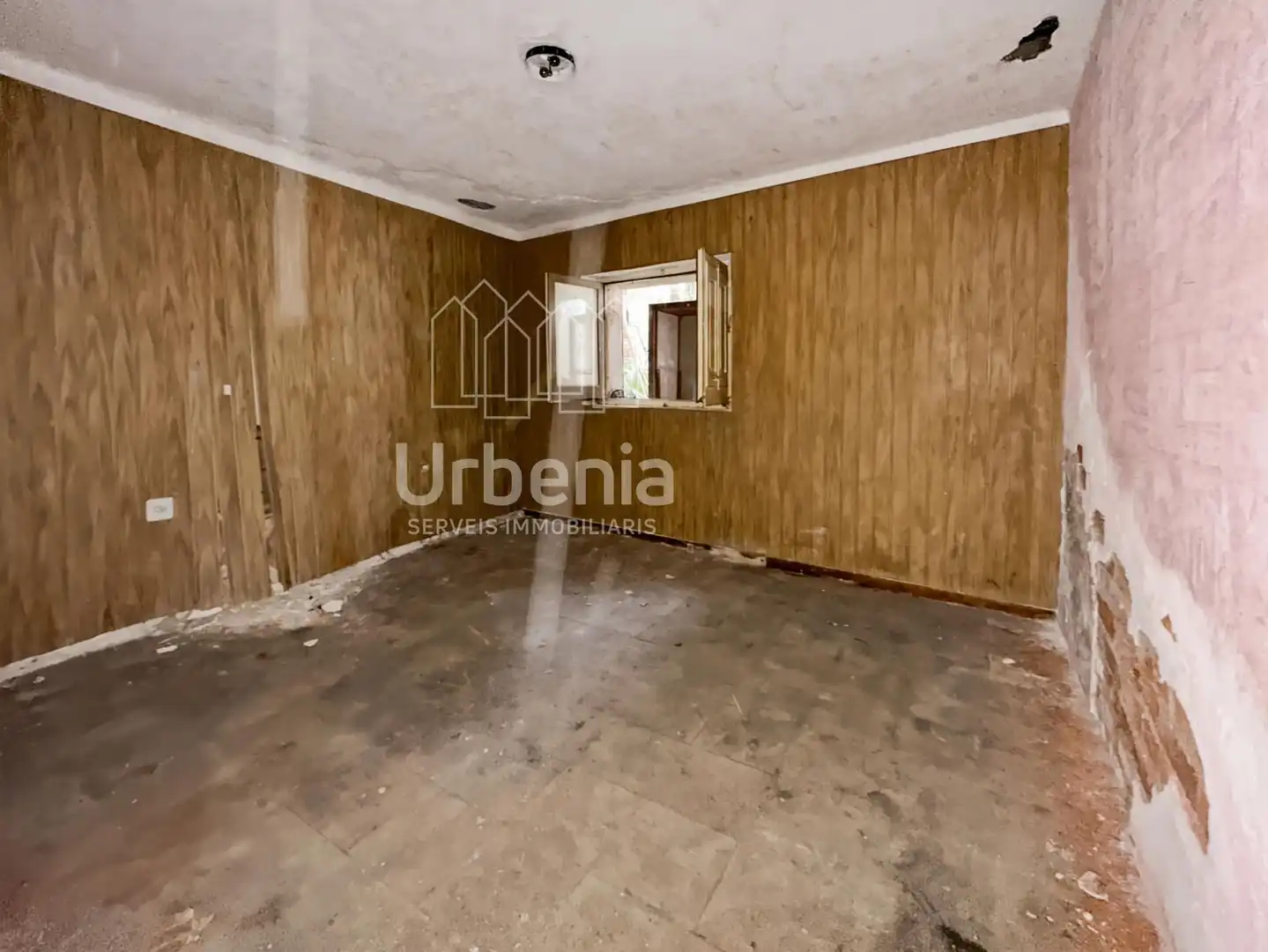 Wohnung zum Verkauf in Argentona mit Heizung, Privatgarten und Abstellraum