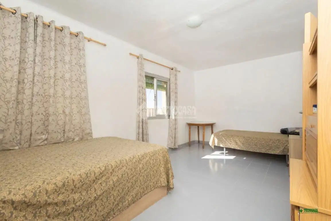 Habitación de Piso en venta en Almería