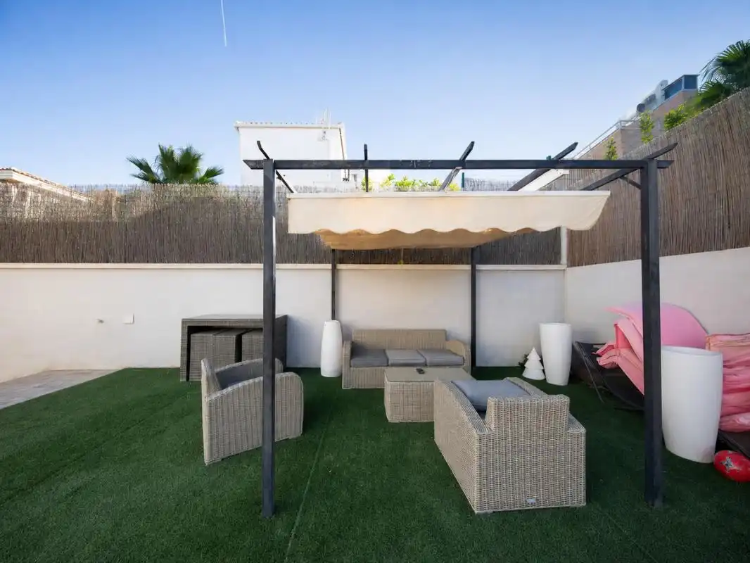 Terraza de Casa o chalet en venta en Elche / Elx con Aire acondicionado, Calefacción y Trastero