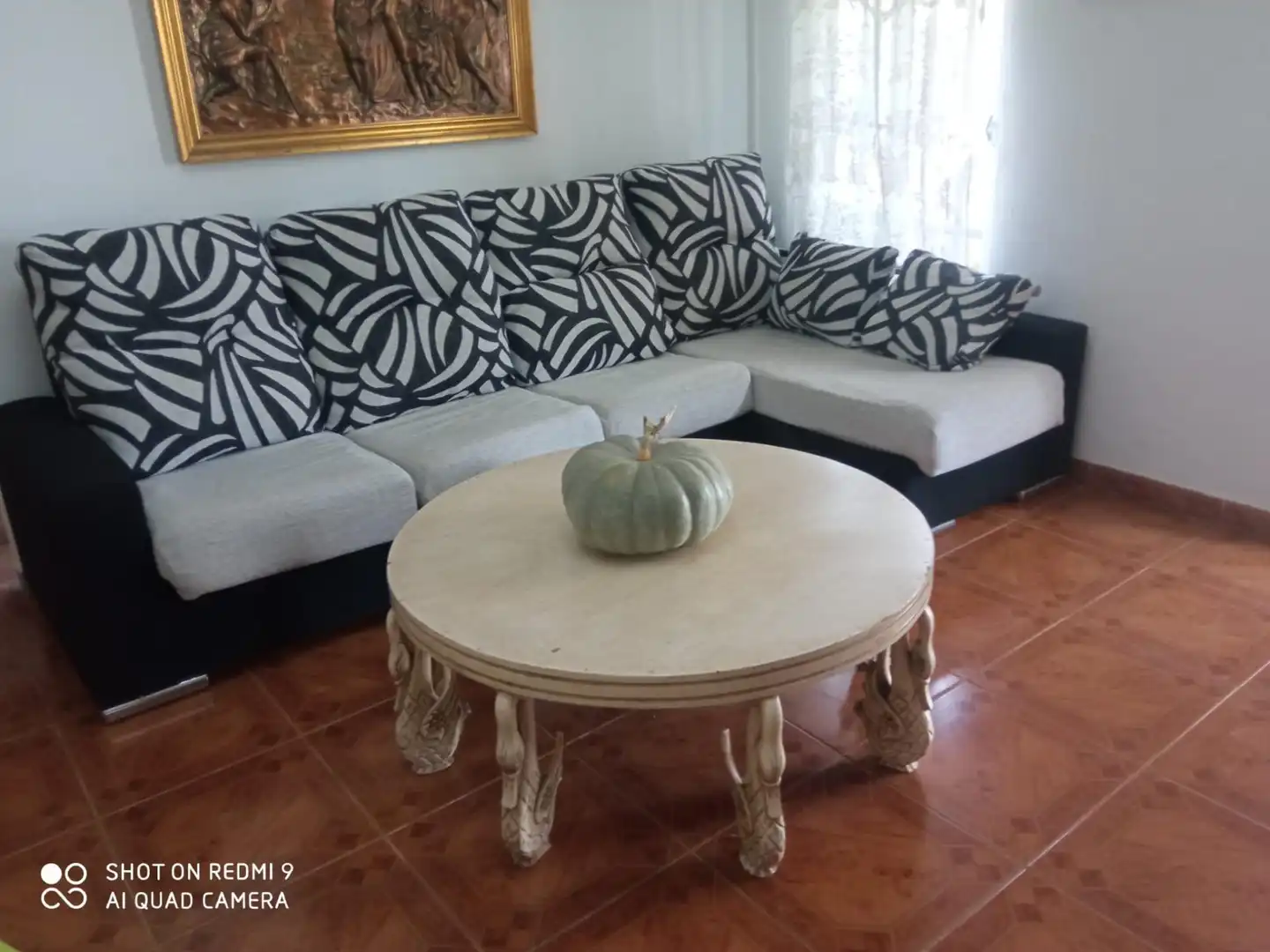 Sala d'estar de Casa o xalet en venda en Puerto Real amb Jardí privat, Piscina i Alarma