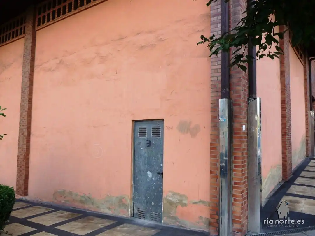 Local comercial en venta en Centro, imagen 2