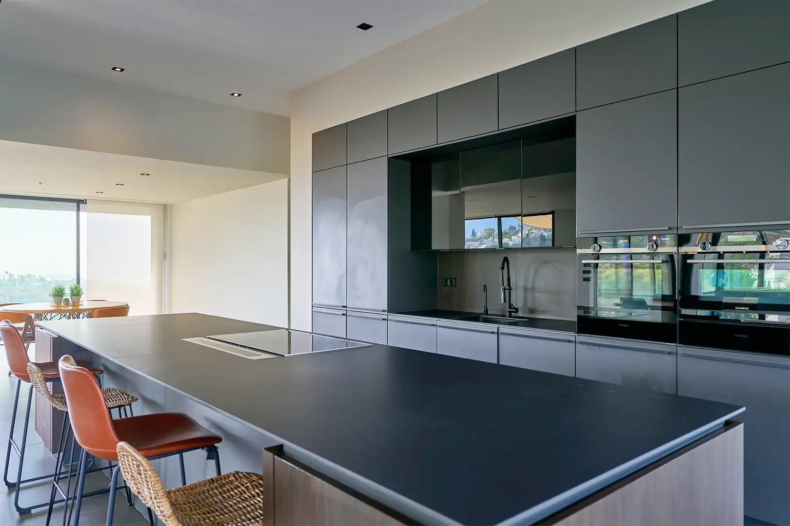 Cocina de Casa o chalet en venta en Benahavís con Aire acondicionado, Calefacción y Jardín privado