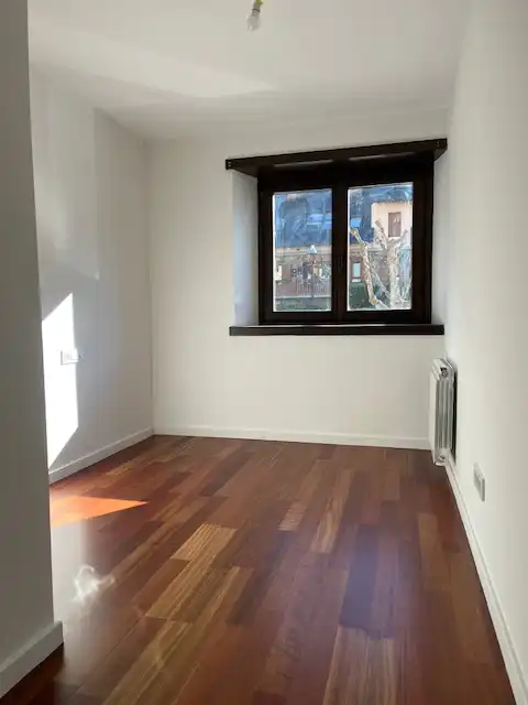 Habitación de Apartamento en venta en Esterri d'Àneu con Calefacción, Parquet y Trastero