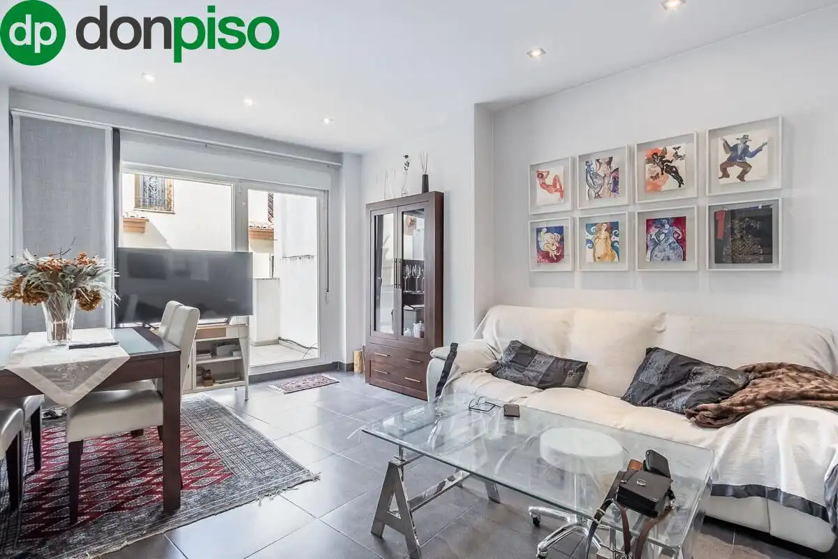 Casa con terraza en venta en CARRIL DE SAN CECILIO