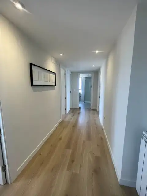 Piso de alquiler en Alicante / Alacant con Terraza, Amueblado y Internet