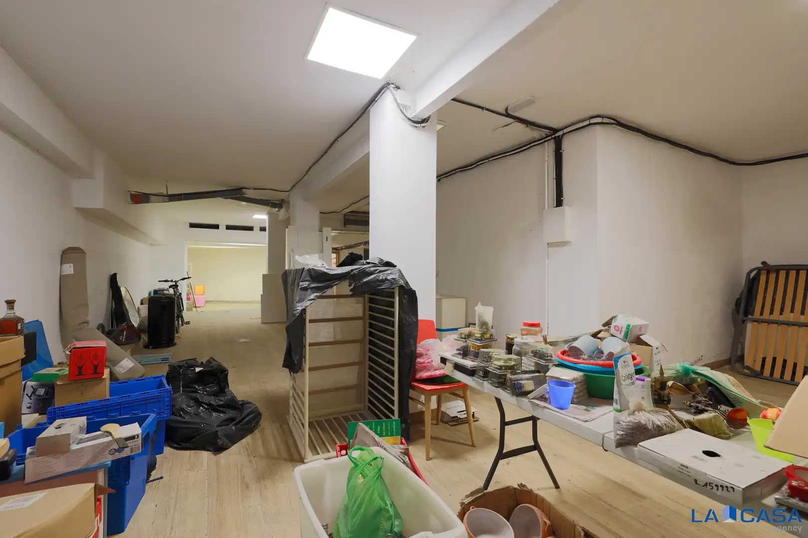 Ground floor for sale in Barcelona