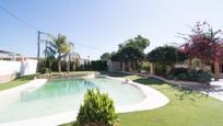 Piscina de Casa o xalet en venda en La Pobla de Vallbona amb Terrassa i Piscina