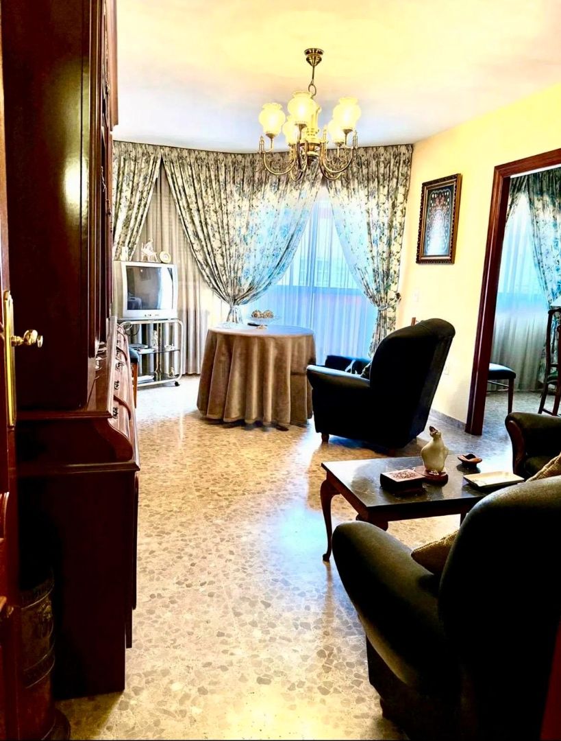 Sala de estar de Piso en venta en  Jaén Capital con Amueblado