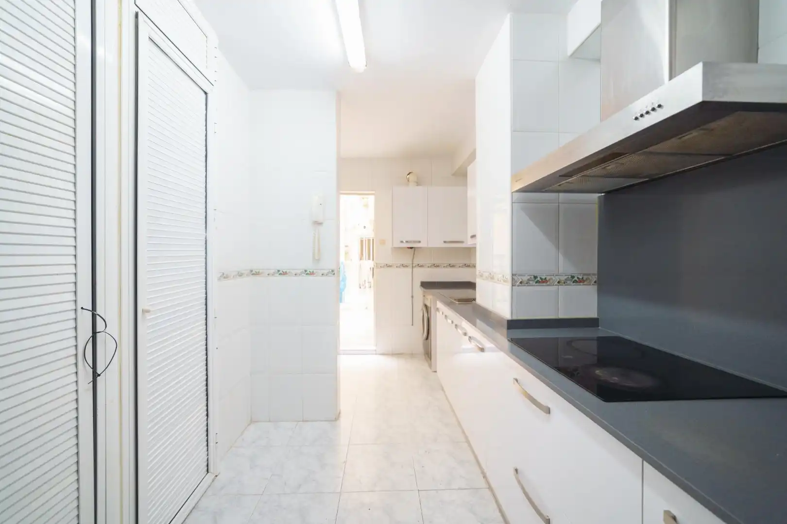 Cocina de Apartamento en venta en Cádiz