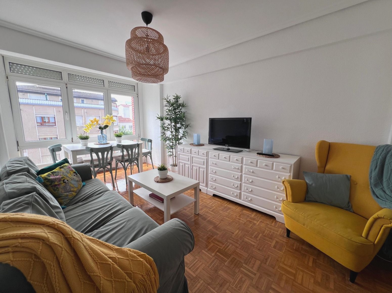 Flat for sale in Luanco - Plaza de la Solara, Luanco - Aramar - Antromero