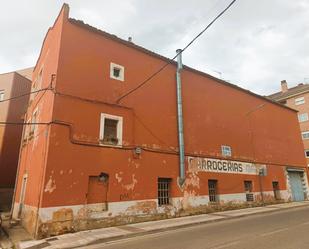 Exterior view of Building for sale in Lardero