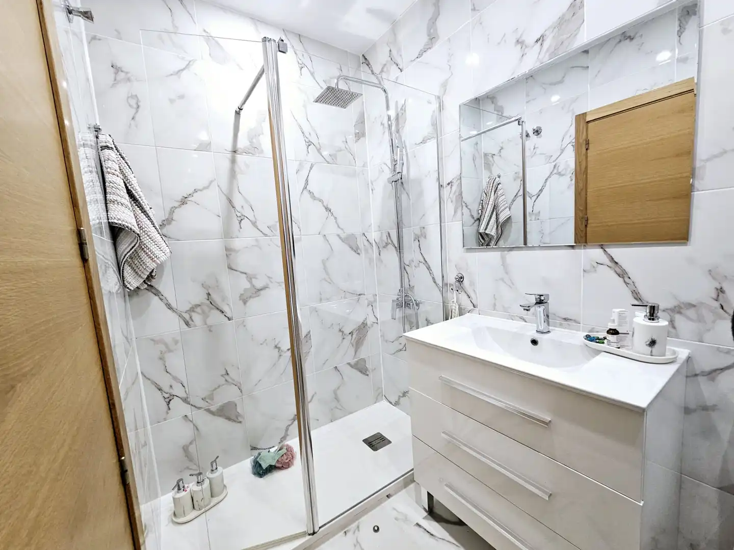 Baño de Apartamento en venta en Alhama de Murcia con Aire acondicionado, Amueblado y Piscina comunitaria