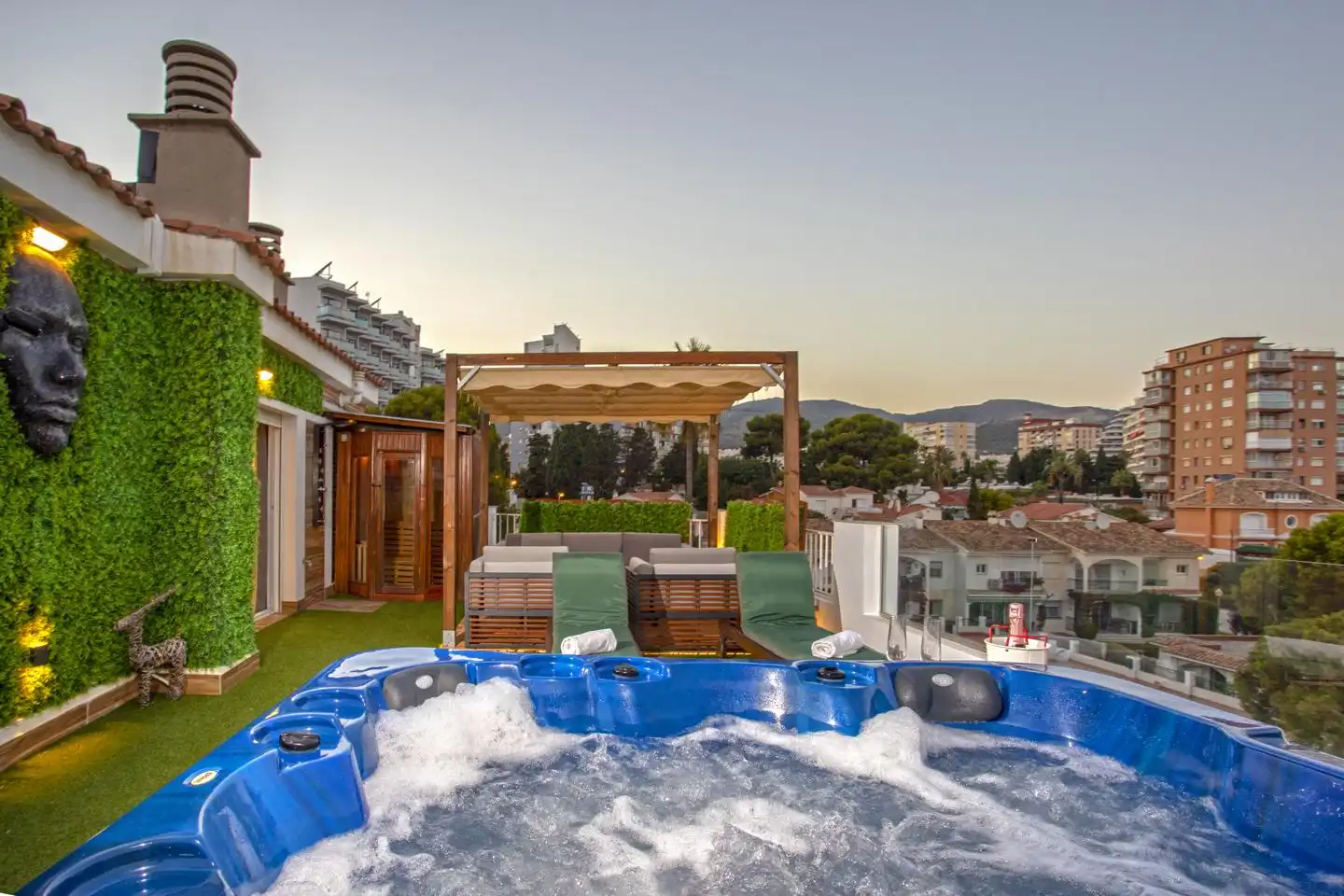 Terrace of Apartments for sale in Benalmádena  with Air Conditioner, Terrace and Furnished