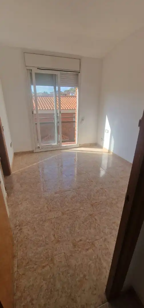 Adosado con terraza en venta en Carrer de Mossèn Lluís Daví 60, imagen 5