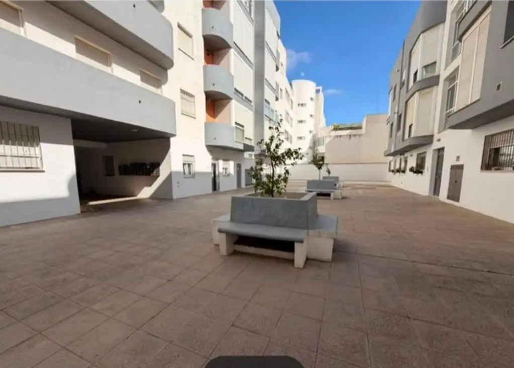 Vista exterior de Piso en venta en Sevilla con Aire acondicionado, Jardín privado y Terraza