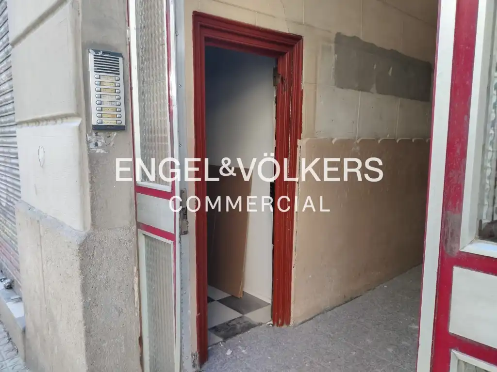 Local comercial en venta en Eixample, imagen 3