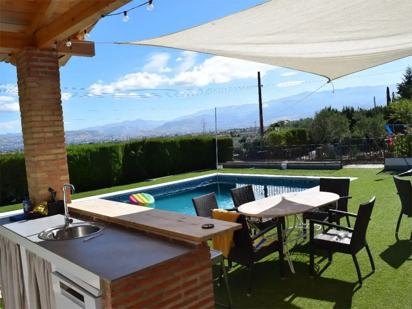 Terrassa de Pis en venda en Las Gabias amb Aire condicionat, Piscina i Balcó