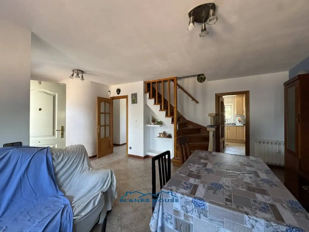 Casa amb piscina en venda a Avenida Argimont 0, imagen 12